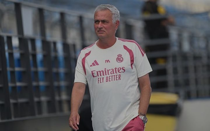 Could Mourinho’s Ego Be His Downfall at Real Madrid Despite His Strict New Rules?